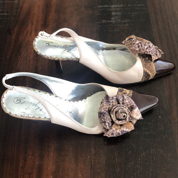 Beverly Feldman floral WOMENS Italian shoes in mint condition. - Picture 7 of 8